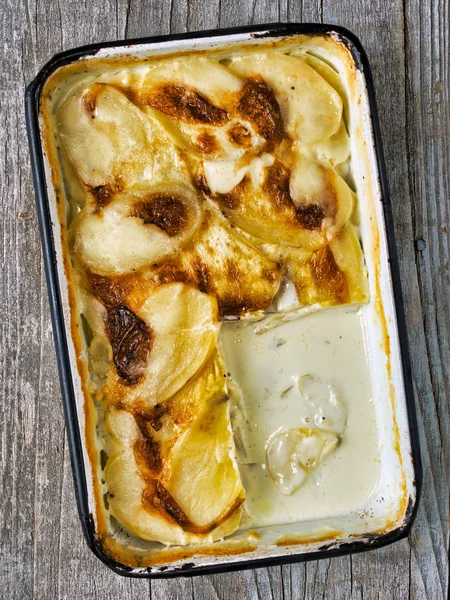 Nahaufnahme Von Rustikalem Goldenem Kartoffelgratin Dauphinois — Stockfoto