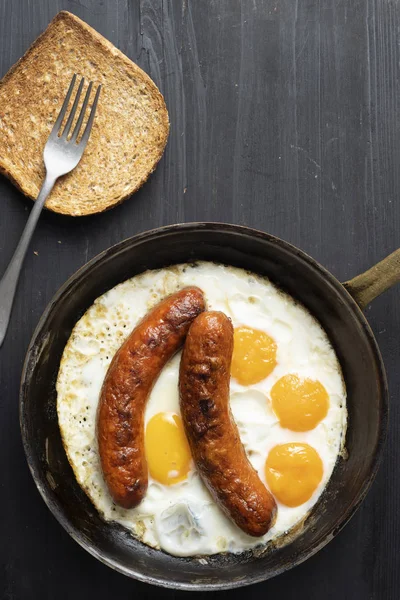 Крупним Планом Сільська Американська Ковбаса Яєчня Сніданок — стокове фото