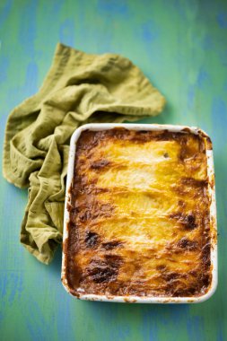 rustik altın İngiliz yazlık sherperds pasta