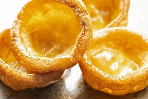rustik altın İngiliz Yorkshire puding