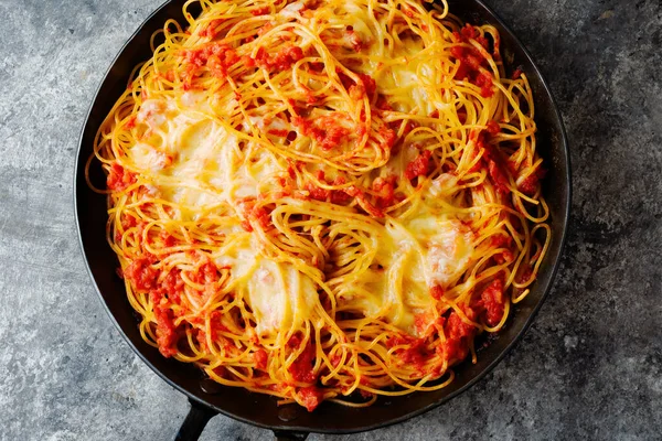 Primo Piano Della Teglia Pasta Rustica Italiana Forno Formaggio — Foto Stock