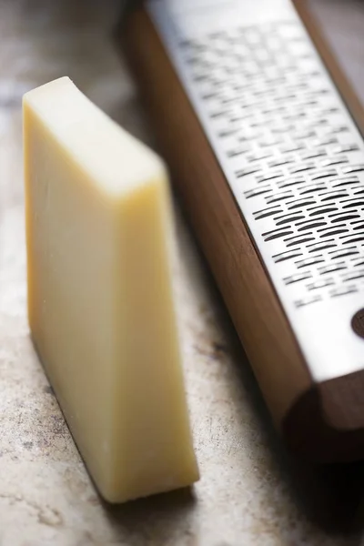 Rendelenmiş Rustik Italyan Peyniri Sütü — Stok fotoğraf