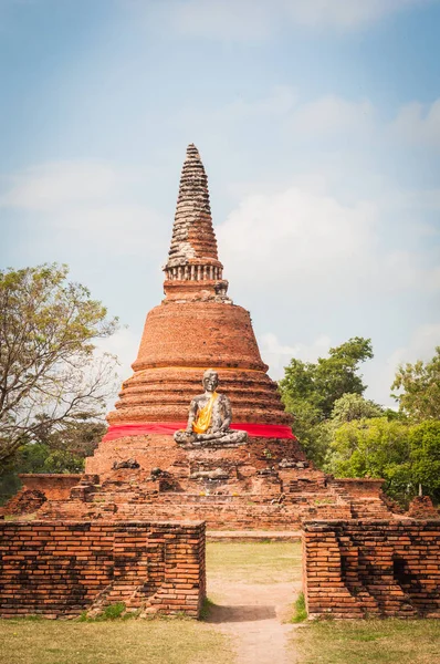 Buddha Statue Ayutthaya Tower Background Ancient City Thailand — Stock Photo, Image