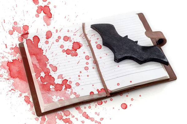 Blocco Note Con Halloween Pipistrello Legno Macchie Sangue Sfondo Bianco — Foto Stock