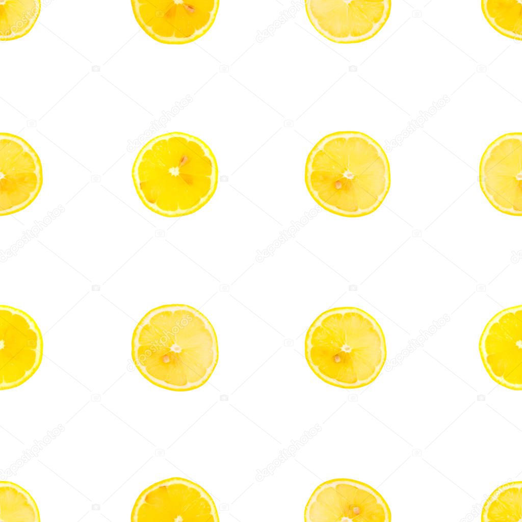 seamless pattern with lemons slices on white background