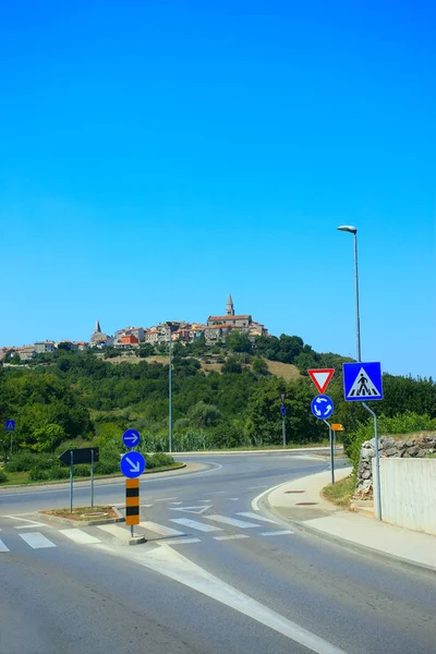 Buje Idyllische Altstadt Auf Einem Hügel Istrien Kroatien — Stockfoto
