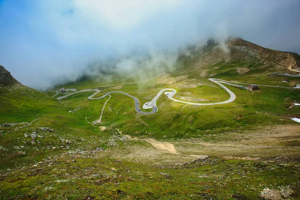 Высокогорная Дорога Среди Облаков Место Назначения Австрии Самом Сердце Высокогорного — стоковое фото