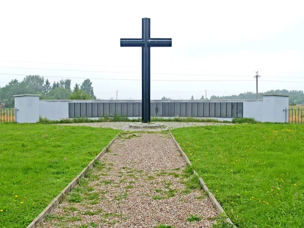 Primorsk Rusia Agosto 2012 Muro Conmemorativo Una Cruz Memorable Cementerio — Foto de Stock