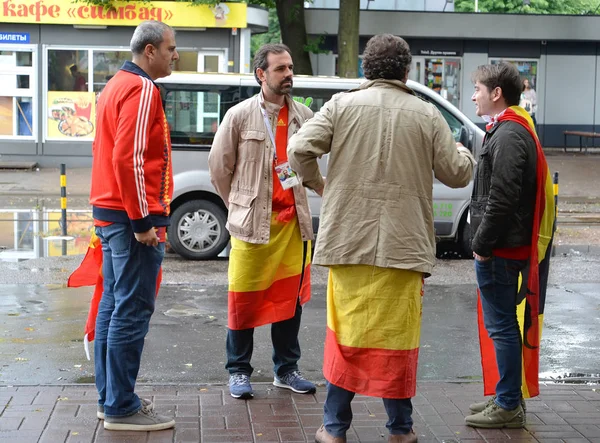 Kaliningrad Russia June 2018 Fans National Team Spain Stand Street — Stock Photo, Image