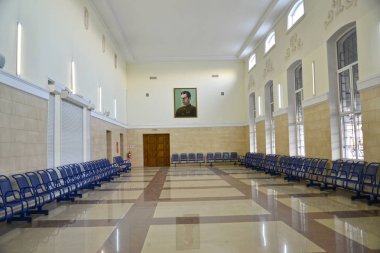 Chernyakhovsk, Rusya - 29 Nisan 2018: Tren istasyonunda çöl bekleme odası