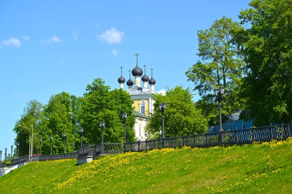 Pohled Kostel Svatého Mučedníci Flóru Kláštera Století Uglich Jaroslavl Regionu — Stock fotografie