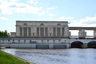 Uglich hidroelektrik santrali makine salonu inşa. Yaroslavl bölgesi