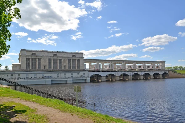 View Uglich Hydroelectric Power Station Summer Day Uglich Yaroslavl Region — Stock Photo, Image