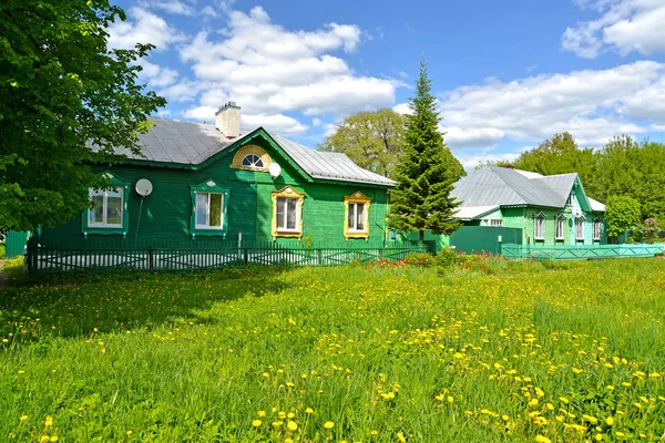 Gammal Trä Inhysa Gods Uglich Yaroslavl Regionen — Stockfoto