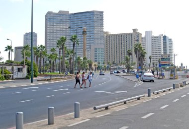 Tel Aviv, İsrail - 05 Ekim 2012: Profesör Kaufmann Avenue görünümünü