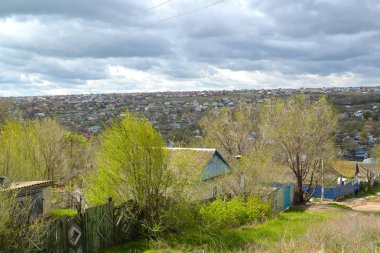 Özel erken ilkbaharda inşaat alanı. Elista, Kalmıkya