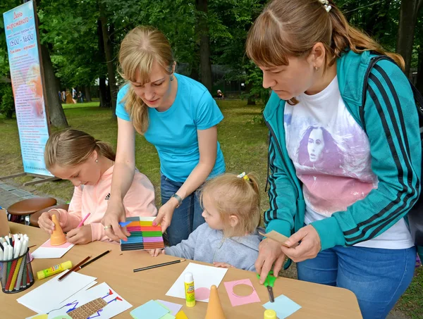 Kaliningrad Rússia Julho 2018 Professor Criança Plasticina Ocupação Master Class — Fotografia de Stock