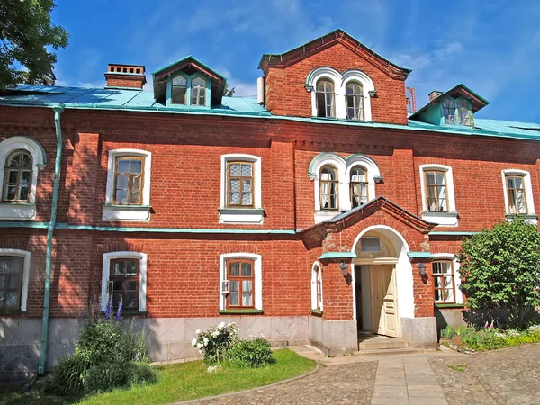 Der Privatkoffer aus dem Refektorium im ersten Stock. Das Woskresenski-Kloster des Valaam-Klosters — Stockfoto