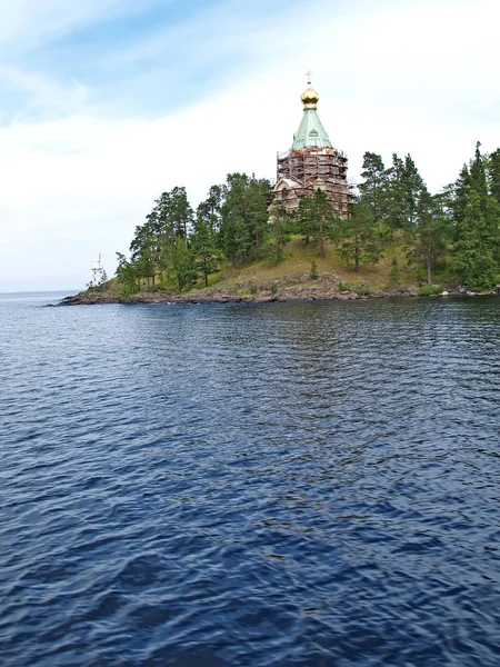 Nicholas The Wonderworker's church on the Nikolsky island. Nikolsky monastery of the Valaam Spaso-Preobrazhenskoye of stavropigialny monastery. Karelia — Stock Photo, Image