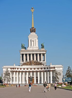 Moskova, Rusya - 21 Haziran 2008: Rusya Halkının Evi Tüm Rusya Sergi Merkezi'nde (Enea)