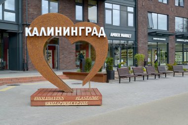 Kaliningrad, Rusya - 08 Mayıs 2019: Şehir caddesine 