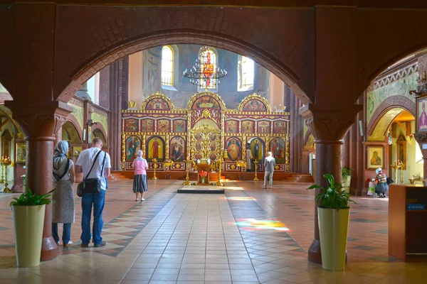 俄罗斯加里宁格勒地区 - 2019年8月16日：教堂内部纪念大天使迈克尔 — 图库照片