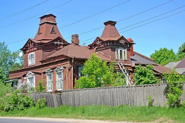 Holzwohnhaus Mit Zwei Zwischengeschossen 1890Er Jahre Rybinsk Gebiet Jaroslawl — Stockfoto