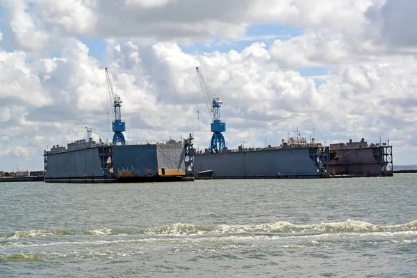 Baltiysk Rusia Julio 2020 Muelles Flotantes Buques Ojsc Ship Repair — Foto de Stock