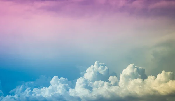 Regnerischer Himmel Und Wolken — Stockfoto
