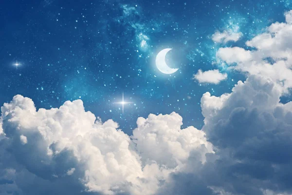 Natthimmel bakgrund med stjärnor, måne och moln — Stockfoto