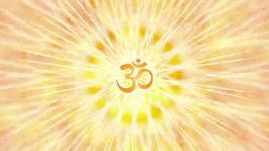 Mandala döndürme sarı-turuncu renk. Sembol Aum / Om / Ohm merkezi. Dairesel dönen desen. Video.