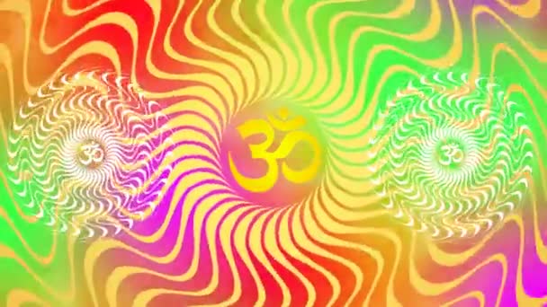 Un mandala giratorio con el signo Aum / Ohm / Om sobre un fondo colorido y dos mandalas blancas más pequeñas girando en la otra dirección . — Vídeo de stock