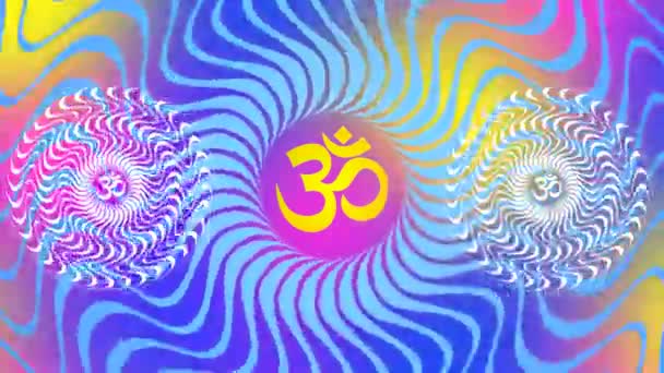 一个旋转的曼陀罗，有Aum / Om / Ohm的符号，颜色鲜艳 - 蓝色，黄色，紫色。冥想模式旋转。视频艺术 — 图库视频影像