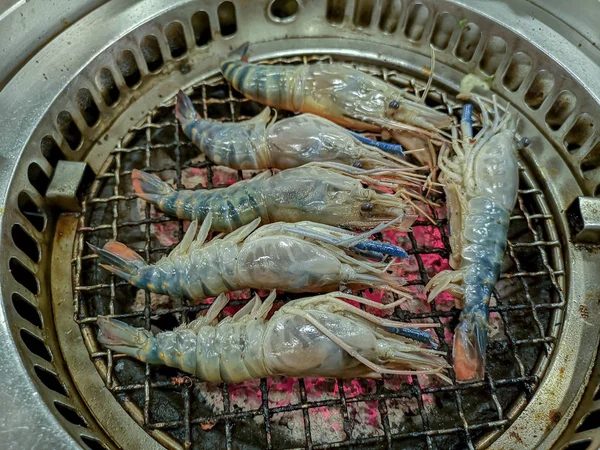 Cocinar Parrilla Langostinos Estufa Barbacoa Carbón — Foto de Stock