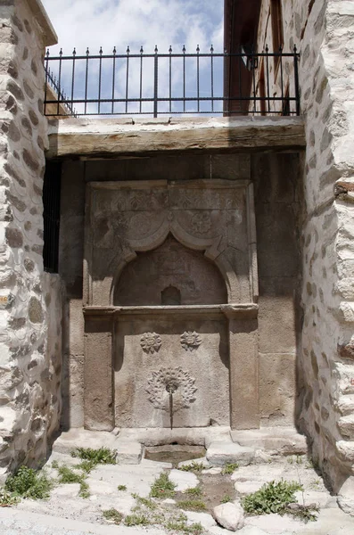 Fuente Antigua Histórica Piedra — Foto de Stock