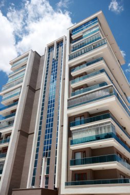 Modern apartman ve balkon
