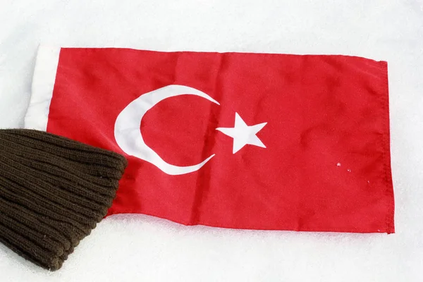 Boina Bandera Turca Nieve — Foto de Stock
