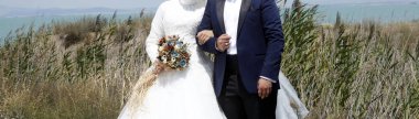 Gelin ve damat doğada