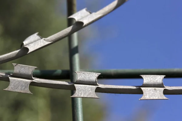 Αγκαθωτό Συρματόπλεγμα Για Ασφάλεια — Φωτογραφία Αρχείου