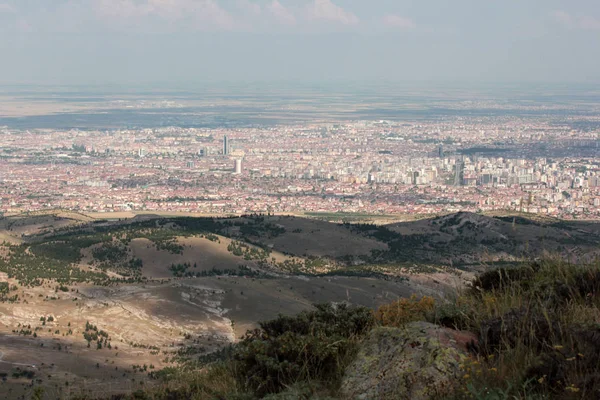 Tepelerden Konya Şehrinin Görünümü — Stok fotoğraf