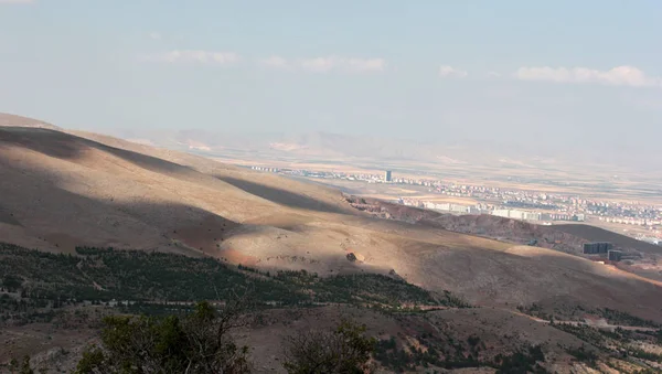 Θέα Της Πόλης Του Κονιά Από Τους Λόφους — Φωτογραφία Αρχείου