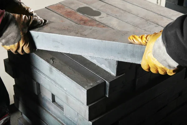 Robotników Bloków Metali Ciężkich — Zdjęcie stockowe