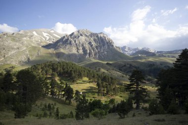 Güzel dağ manzarası Isparta - Türkiye
