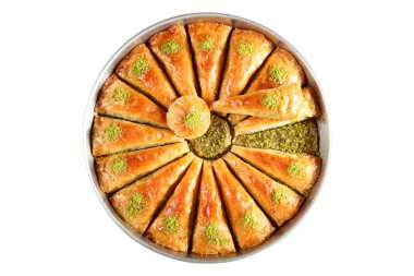 Geleneksel Türk Baklava Tatlısı. Ceviz, Pistachio Türk Tarzı Antep Baklava Sunumu. Türk mutfağından Baklava.