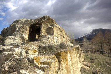 Türkiye 'de mağara şapeli (Konya şehri)