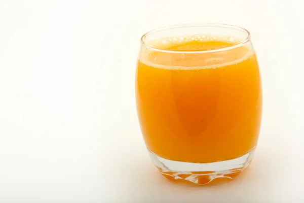 Glas Orangensaft Isoliert Auf Weißem Weg — Stockfoto