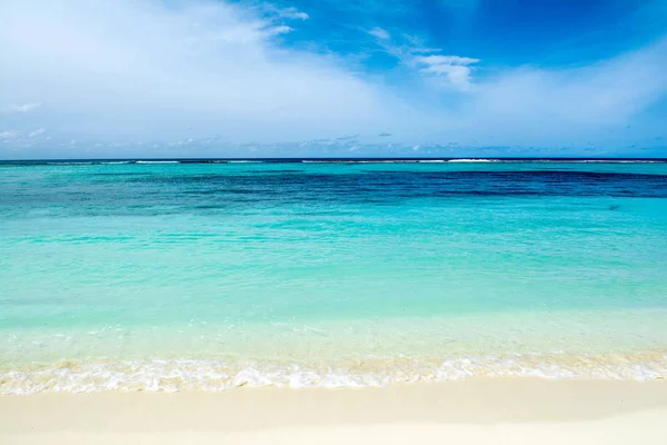 Beau Paysage Océan Indien Turquoise Clair Les Îles Maldives — Photo