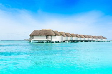 Lhaviyani Atoll, Maldives - 12 Temmuz 2018: Su Villa lüks otel, Kanuhura Adası üzerinde güzel manzara