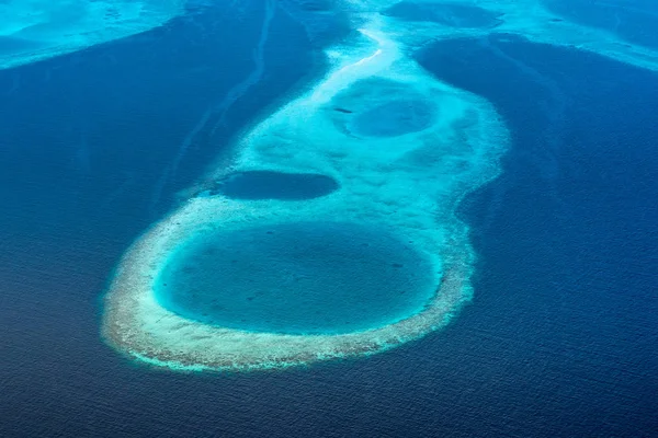 Vista Aérea Paisagem Recife Atol Oceano Índico Ilha Maldivas — Fotografia de Stock