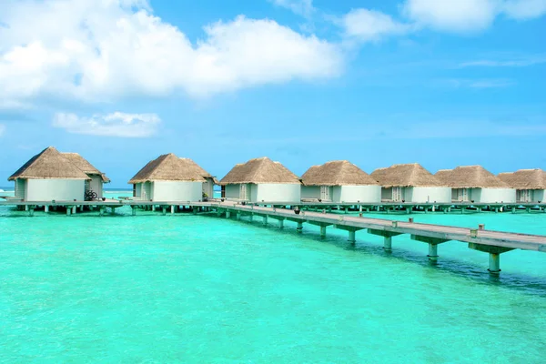 Bela Paisagem Moradias Sobre Água Ilha Maldivas Oceano Índico — Fotografia de Stock